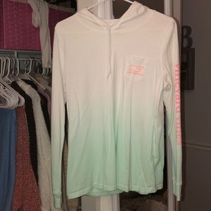 Vineyard Vines Tee Shirt